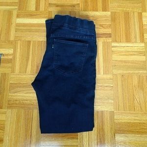 Levi's jegging skinny pull on jeans